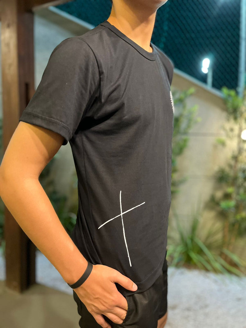 Camiseta SAGRADA - "Jesus é o Caminho, a Verdade e a Vida"